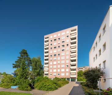 Wohnung mit weitläufiger Aussicht! - Foto 1