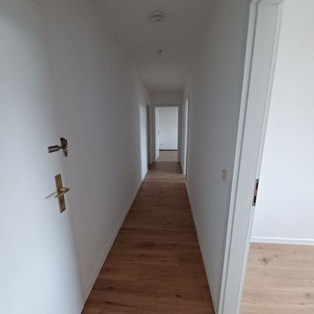 Frisch renovierte 2 Raum Wohnung Wilkau-HaÃlau ab sofort zu vermieten - Photo 4