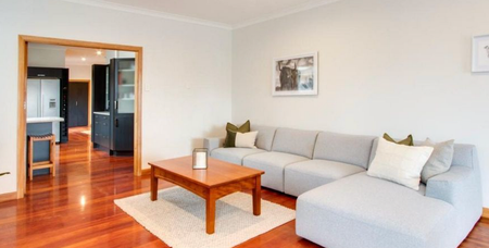 Sunny spacious 4 bedroom home in Parkvale - Photo 4