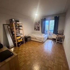 Bel appartement de 2 pièces fonctionnel et bien situé - Foto 2