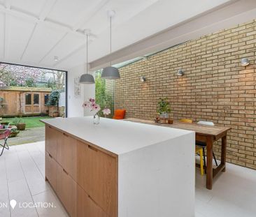 3 bedroom terraced house to rent - Photo 2