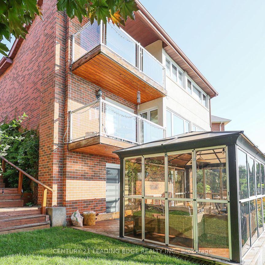 For Lease - 18 Peregrine Grove, Brampton, Ontario - Photo 1