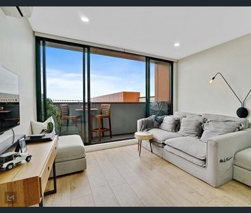 302/50 Catamaran Drive, Werribee South, Vic 3030 - Photo 5