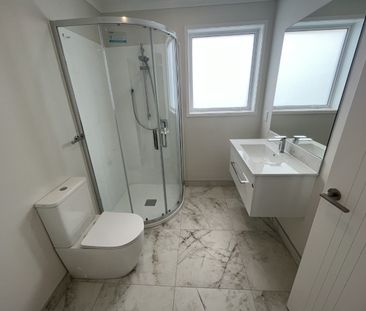 Short Term Tenancy & Water Included! - Photo 6