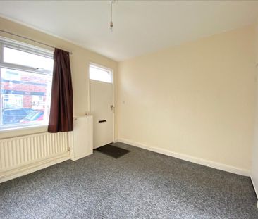 2 bedroom house to rent Plant Street, ST3 - Photo 5