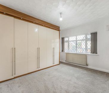 Aintree Grove - Photo 4