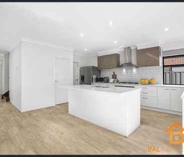 21 Sawatch Street, Truganina, Vic 3029 - Photo 4