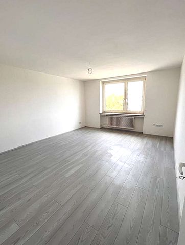 Gemütliche Wohnung gefällig? 3 Zimmer warten auf Sie! - Foto 3