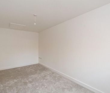 2 bedroom Bungalow To Let - Photo 2