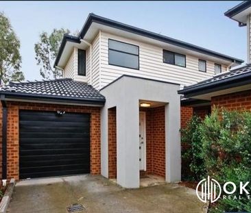 3 Bedroom Townhouse FOR LEASE!! - Photo 4