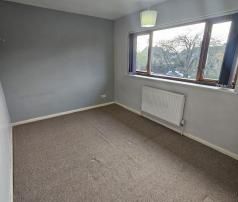 3 Bedroom Semi-Detached House For Rent - Photo 6