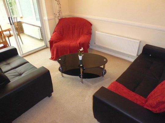 6 bedroom house share to rent - Photo 1