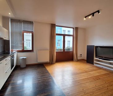 Appartement te huur - Photo 1