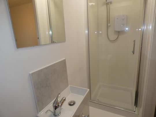 1 bedroom property to rent - Photo 1