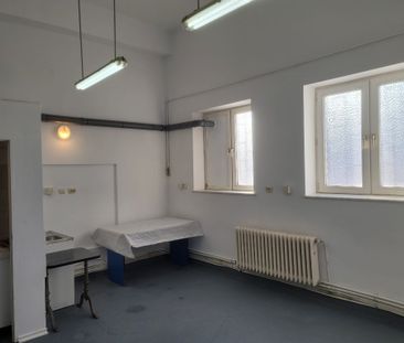 Inchiriez apartament 2 camere + 2 bai pentru muncitori, - Photo 2