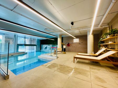 3 Bed Flat, Josephine House, NW10 - Photo 5