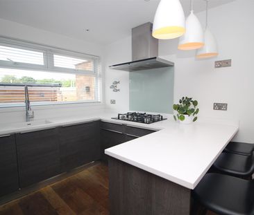 Hunters Court, South Gosforth, Newcastle Upon Tyne - Photo 4