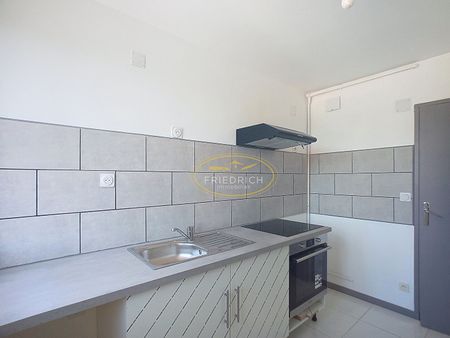 Location Appartement 3 pièces 65m² BAR LE DUC 55000 - Photo 4