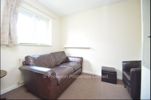 4 Bedroom Student Leeds Properties - Photo 1