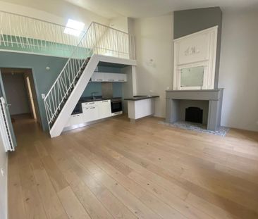 Location Appartement 2 pièces 53m² LA ROCHELLE 17000 - Photo 1