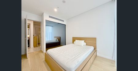 Live Luxuriously, Effortlessly - A Fully Furnished, North-Facing 2B2B with Park View. - Photo 4