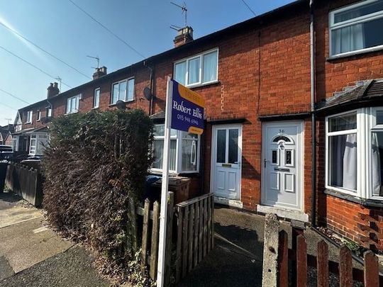 2 bedroom terraced house to rent - Photo 1