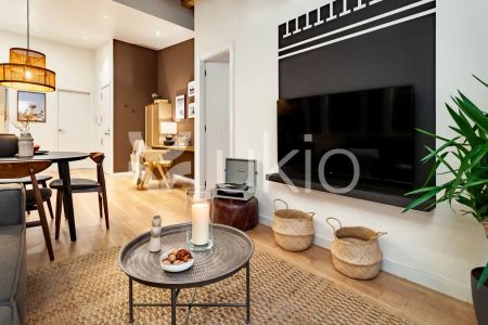 Apartamento de alquiler en Carrer de Milà I Fontanals, Vila de Gràcia - Foto 4