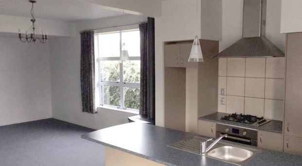 Family home on Wakanui Road - Photo 1