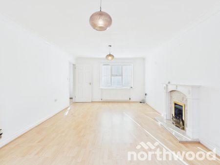 4 bedroom detached house to rent - Photo 5