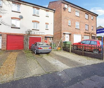 1 bedroom Flat To Let - Photo 5