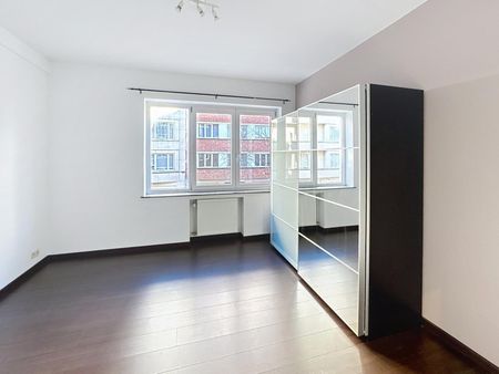 Appartement une chambre + balcon terrasse à Schaerbeek quartier Diamant - Foto 3