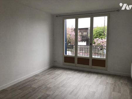 Loue Appartement à Nantes Rte de Paris T2 - CAVE ET GARAGE - Photo 3