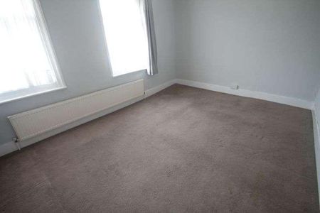 Mill Avenue, Uxbridge, UB8 - Photo 5