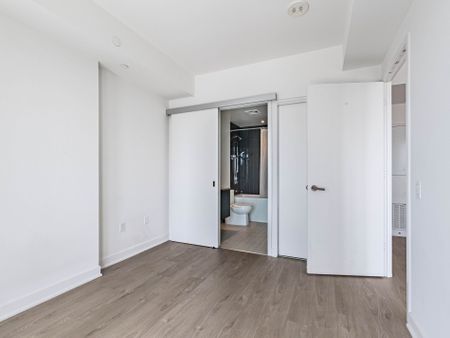 For Lease - 3900 Confederation Parkway Unit# 906, Mississauga, Ontario - Photo 5