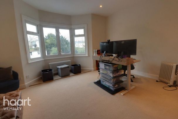 6 bedroom semi-detached house to rent - Photo 1