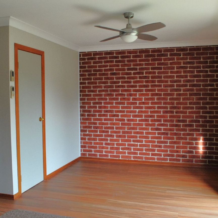 2/39 Bringelly Road, Kingswood - Photo 1