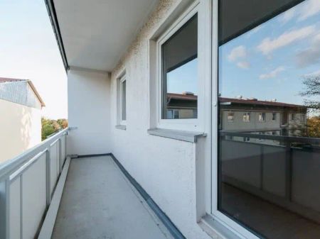 Tolle 3-Raumwohnung mit großem Balkon - Photo 2