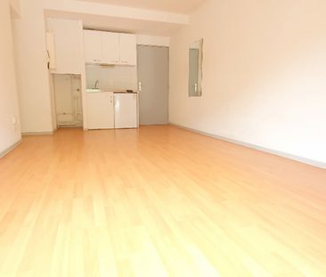 Location Appartement 2 pièces 36m² - Photo 4