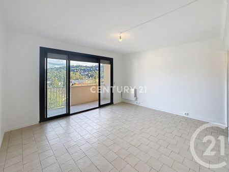Location Appartement 1 pièce 26m² CARNOUX EN PROVENCE 13470 - Photo 2