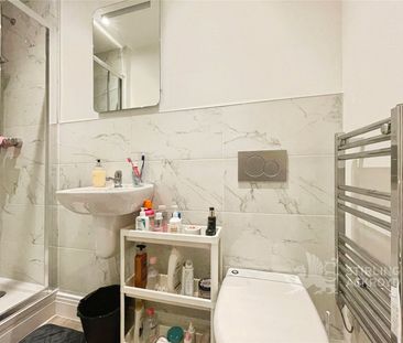 Victoria Street, Englefield Green, Egham, Surrey, TW20 0QY - Photo 3