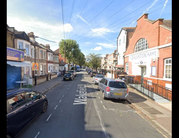 2 Bed Flat, Wakefield Street, E6 - Photo 1