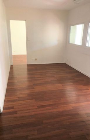 Divers biens 5 pièces à louer - Photo 2