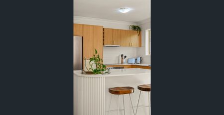 Short Term Fully Furnished House, 500m to Beach - Photo 2