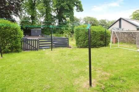 3 bedroom flat to rent - Photo 5