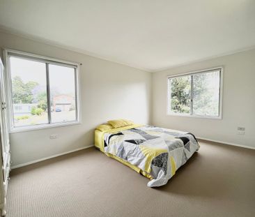 The Essence of Coastal Family Living - Photo 3