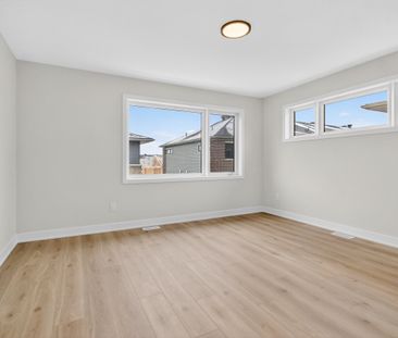 For Lease - 301 Glenroy Gilbert Drive Unit# 18, Barrhaven, Ontario - Photo 6