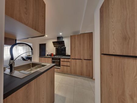 CENTRE VILLE, BEAUMONT-BOSQUET, Chambre Meublée en Colocation dans Appartement T4 avec Parking privé, - Photo 2