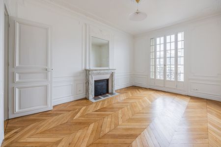 Tout savoir sur cet appartement dans le quartier Gros Caillou, à Paris 7ème - Photo 3