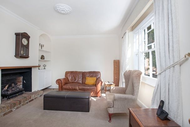 2 bedroom cottage to rent - Photo 1