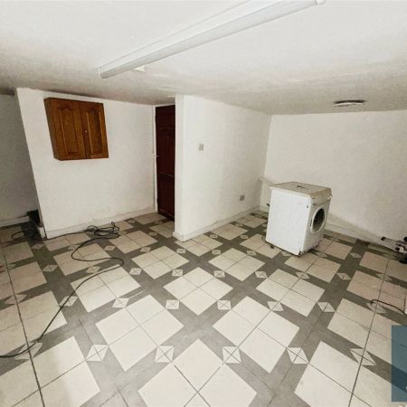 Blackhouse Road, Fartown, Huddersfield, HD2 - Photo 4